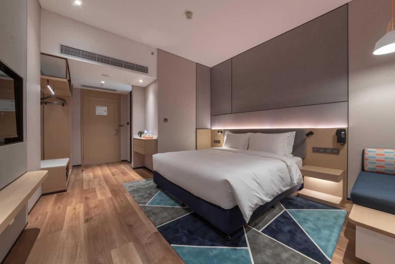 Holiday Inn Express Shenzhen Longhua By Ihg מראה חיצוני תמונה