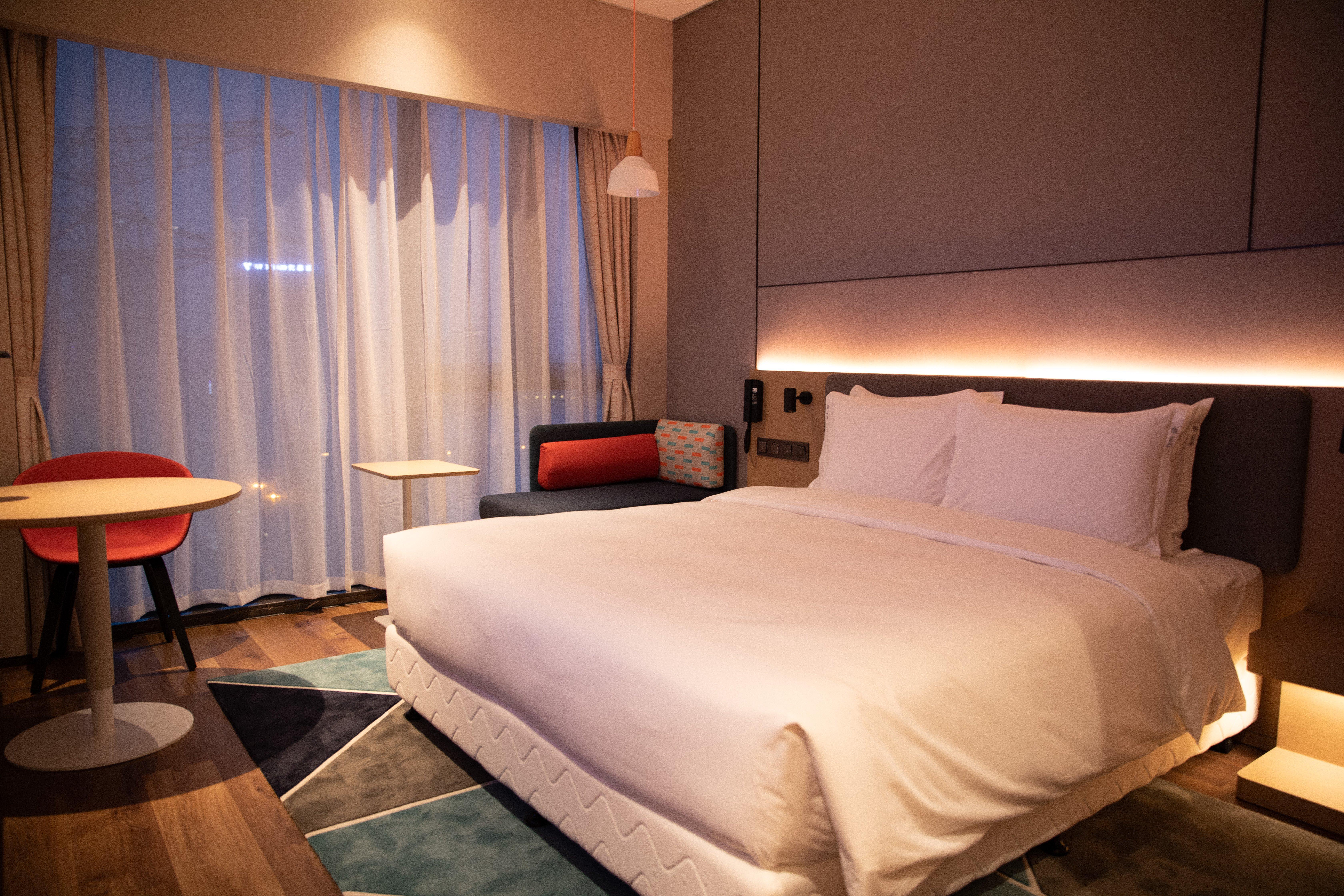 Holiday Inn Express Shenzhen Longhua By Ihg מראה חיצוני תמונה