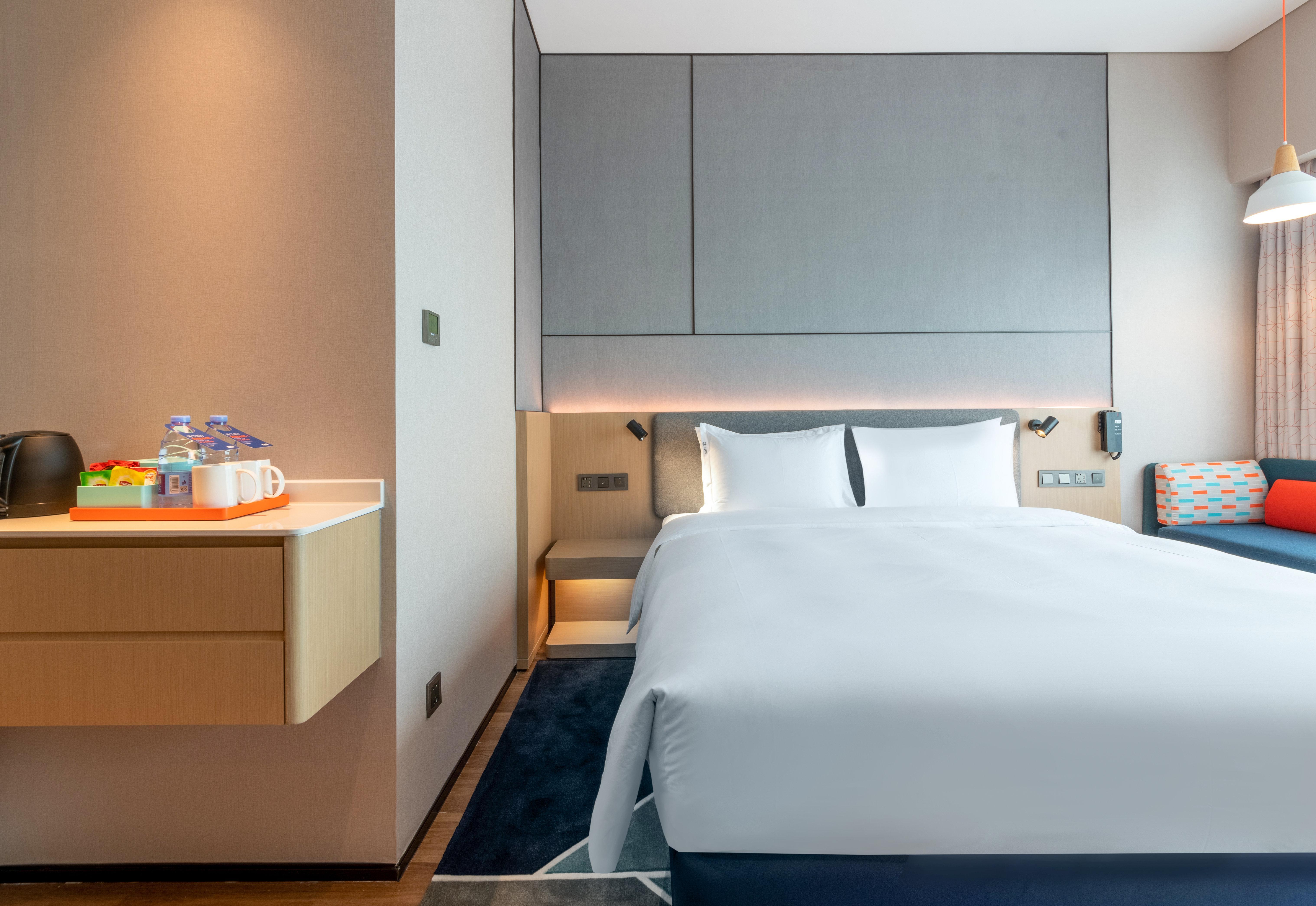 Holiday Inn Express Shenzhen Longhua By Ihg מראה חיצוני תמונה