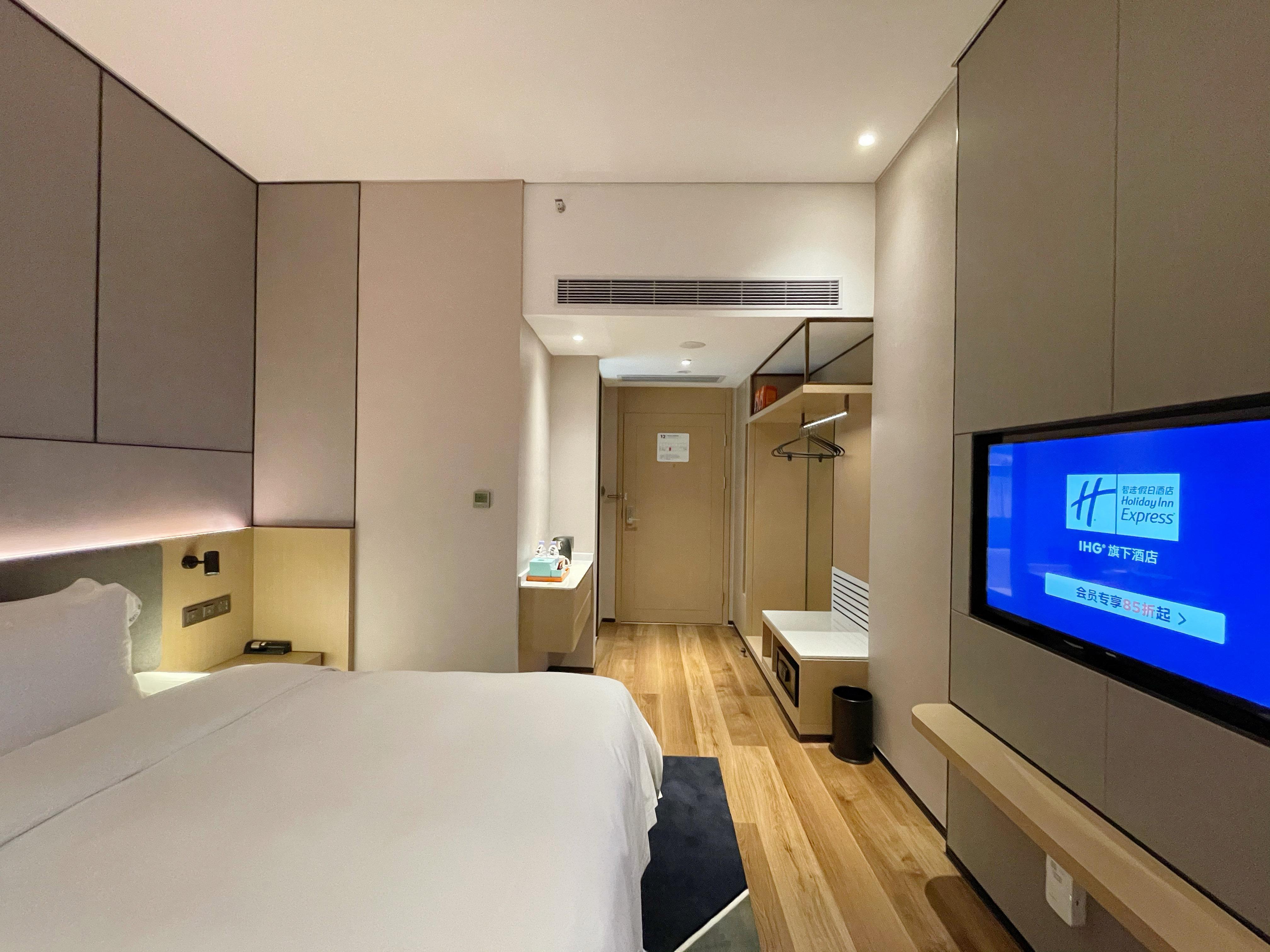 Holiday Inn Express Shenzhen Longhua By Ihg מראה חיצוני תמונה